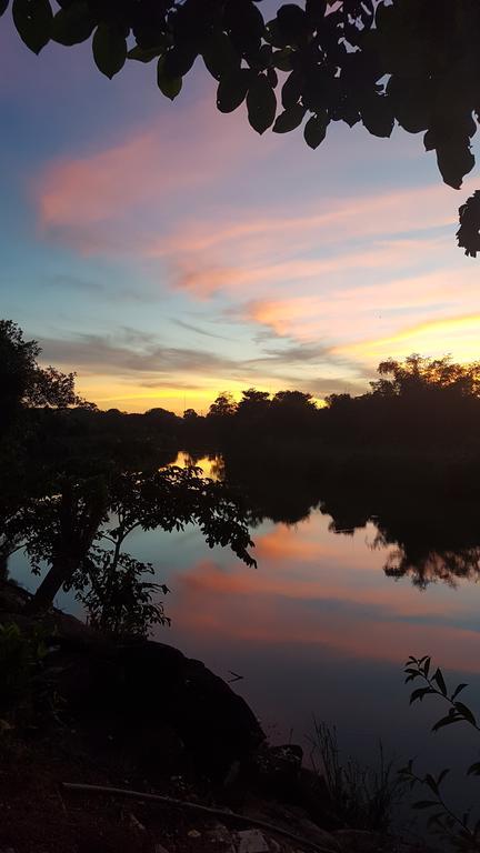 Riverawan Hotel Chanthaburi Exteriér fotografie