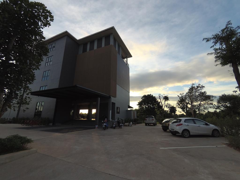 Riverawan Hotel Chanthaburi Exteriér fotografie